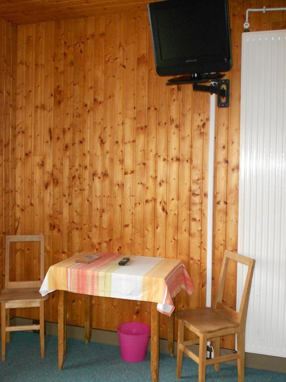 Hotel Les Sapins Gérardmer Habitación foto